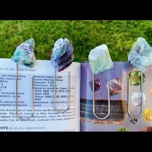 ☀️ Fluorite Crystal Paper Clip Bookmark